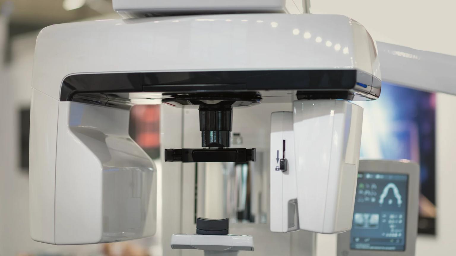 Maxillofacial surgical suite at an ATDERA Care Network partner facility in Turkey, configured for CBCT-guided procedures across the jaw and facial skeleton