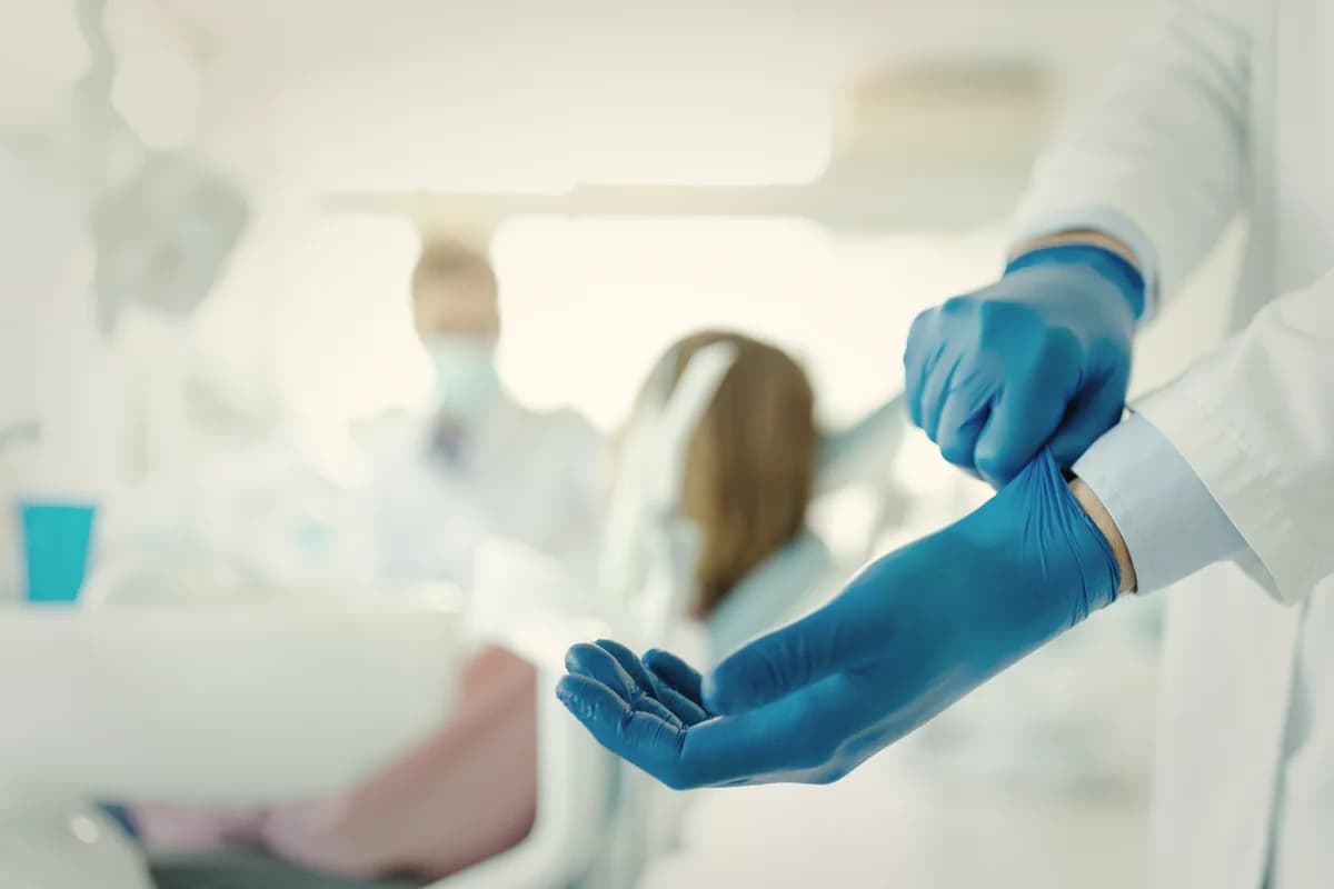 Full-arch surgery — guided template and immediate-loading prosthesis